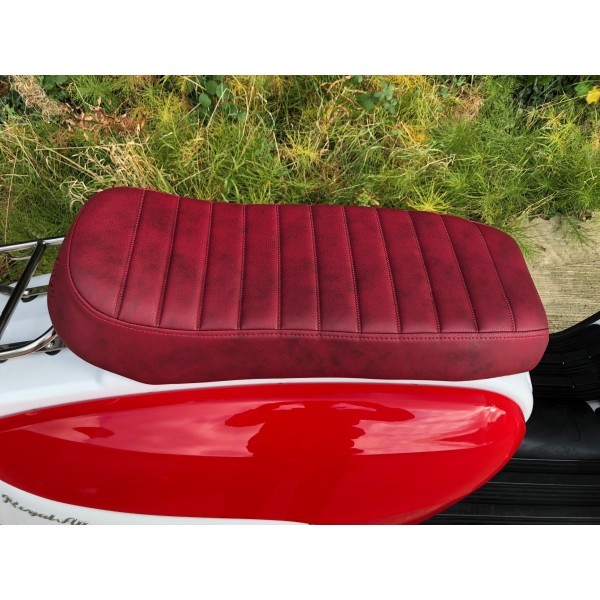 Royal Alloy Royal Alloy GT 125/200/300 Red Seat (no fitting kit)
